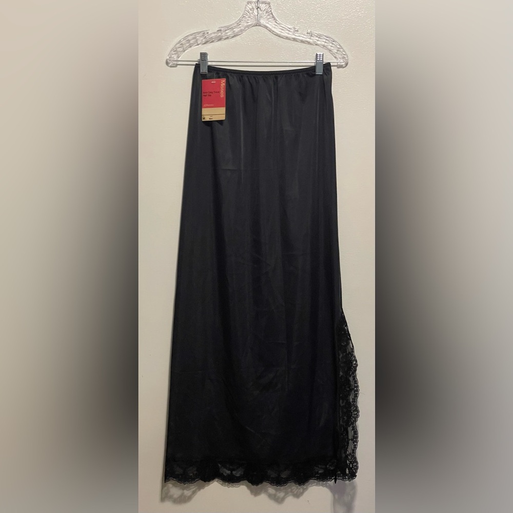 Vintage JC.penny maxi slip (NWT)